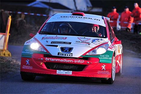 Brian Madsen har taget føringen i kampen om at blive Danmarks hurtigste rallykører. Her ses han i årets første løb i Tyskland